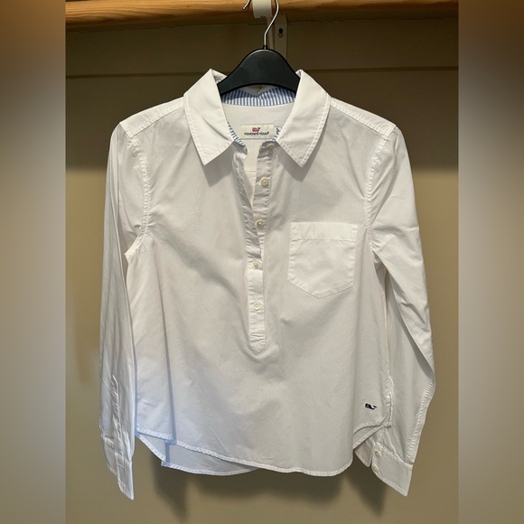 Vineyard Vines Tops - Vineyard Vines Women's White Button Down Shirt